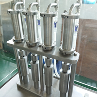 Machine de remplissage de liquide en bouteille rotative entièrement automatique