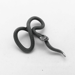 Punk Hip-Hop Style Ferocious Venomous Snake Pendant, Trendy <b>Titanium</b> Steel Retro Venomous Snake Necklace Pendant Men's Jewelry - Product Image 2