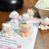 Porte-clés en peluche chien floqué mignon, pendentif chien en peluche doux, breloque de sac Kawaii pour femmes et filles