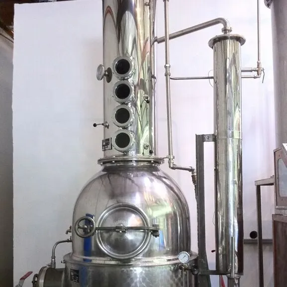 Aço inoxidável distiller cesta gin para álcool flauta destacando coluna ainda