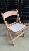 Chaises pliantes vente en gros chaises pliantes commerciales en plein air pour mariage et fête en résine de bois en plastique