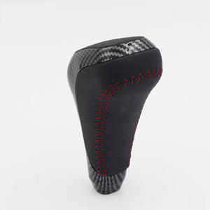 Cubierta de perilla de cambio de marchas de cuero Simple y fácil de operar Cool Gear para <span class=keywords><strong>Toyota</strong></span> 4RUNNER Tundra TRD <span class=keywords><strong>PRO</strong></span> Modelos Corolla y <span class=keywords><strong>Ace</strong></span> - Product Image 4