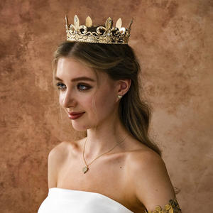 Zhaoyi vend des <span class=keywords><strong>couronnes</strong></span> royales et rondes, eau multicolore baroque rétro, photographie, robes <span class=keywords><strong>de</strong></span> soirée Ac - Product Image 2