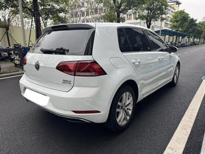 Auto Usado de Bajo Kilometraje, Volkswagen <span class=keywords><strong>Golf</strong></span> 2018 230TSI, Edición Comfort Automática, Auto de <span class=keywords><strong>Segunda</strong></span> <span class=keywords><strong>Mano</strong></span>, Hatchback Compacto, Excelente - Product Image 5