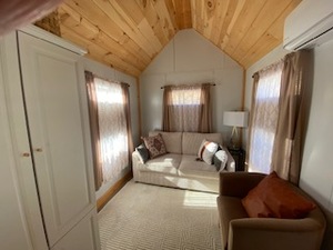 Casa Pequeña de 8 x 20 pies con vistas a las montañas y al lago. ENVÍO GRATUITO A TODOS LOS ESTADOS - Product Image 4