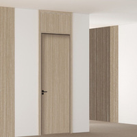Porte battante en aluminium nid d'abeille sur mesure avec cadre en aluminium et porte intérieure SPC pour maison