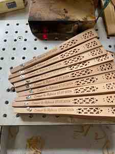 Abanico de Mano Personalizable para Boda Tradicional China, Tallado en Bambú y Seda, Pintado Multicolor, Pequeño Abanico Plegable de Bambú - Product Image 5