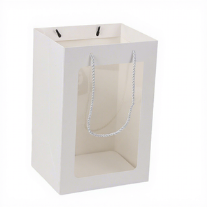 Sac fourre-tout en papier transparent carré, écologique, recyclable, avec logo personnalisé pour l'emballage de fleurs, gâteaux, cadeaux et vente au détail - Product Image 4