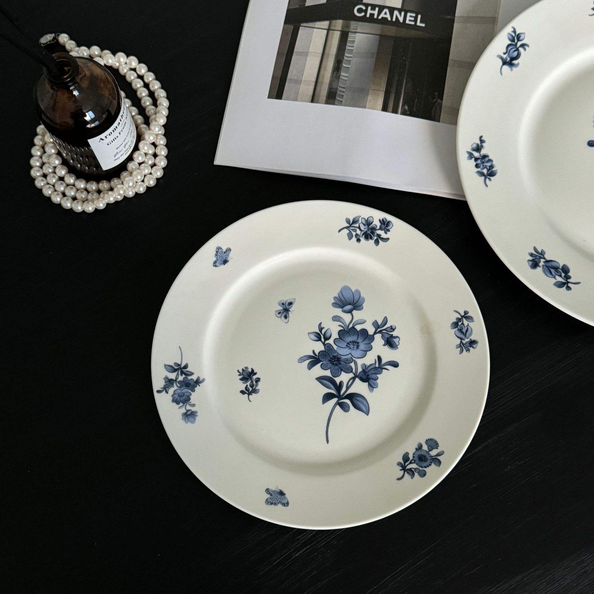 Retro blue flower 8-inch dial