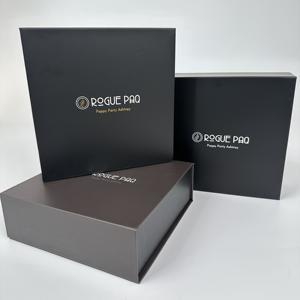 Boîte cadeau magnétique en carton rigide noir de luxe avec poignée en ruban, emballage pour vêtements, logo personnalisé OEM - Product Image 2