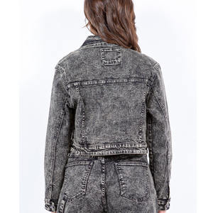 Veste en jean classique recadrée vintage à fermeture éclair blanchie teinte par dessus - Product Image 3