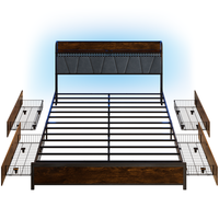 Cadre de lit plateforme rembourré sur mesure avec tête de lit en velours, étagère LED et pied de lit en bois pour chambre à coucher