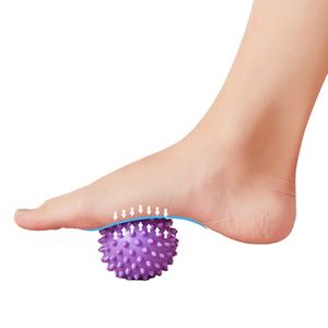Bola de masaje pequeña colorida con pinchos para la pared, Bola de masaje deportiva de PVC con pinchos para la espalda, para Yoga, venta al por mayor - Product Image 1