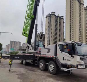 Grue sur camion Zoomlion d'occasion de 300 tonnes, flexible, stable et efficace, avec composants originaux : moteur, pompe, boîte de vitesses, moteur électrique - Product Image 6