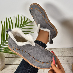 Nouvelles Bottes d'Hiver Décontractées pour Femmes 2024, Style Nord-Est, en Daim Vintage, Couleur Unie, Grande Taille, Chaudes et Tendance - Product Image 6