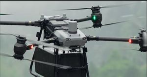 Flycart 30 โดรนขนส่งสินค้า UAV รับน้ำหนักได้ 30 กก. ความจุ 70 ลิตร ระยะบินสูงสุด 6000 ม. Flycart-30-drone - Product Image 2