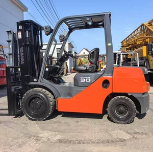 High Quality Original Diesel Toyota 8FD30 7FD30 3 TON Engine <b>Used</b> Forklift 2.5ton for Hot Sale IN SHANGHAI FOR SALE - Product Image 3