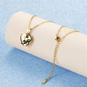 Collier ras du cou élégant pour femme en acier inoxydable avec pendentif cœur animal chat en zircon - Product Image 4