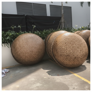 Gran Oferta de Mini Botes de Remo de Bambú Impermeables con Asiento y Remo para Mar, Río y Lago - Product Image 1