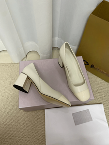 Zapatos de Mujer Jimmy de Alta Calidad, Modernos, de Charol Brillante con Detalles en Cuero, Resistentes al Desgaste y Antideslizantes - Product Image 4