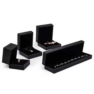 Caja de Joyería de Cuero PU Negra con Diseño Rectangular Cuadrado, Marca EQ Jewel Link, Buen Precio - Product Image 2