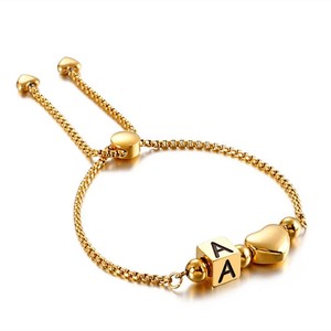 ผู้หญิงสแตนเลส Capital ตัวอักษรเริ่มต้นลูกปัด Charm สร้อยข้อมือลูกปัด - Product Image 1
