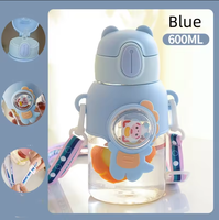 Mignon Enfants Kawaii Ours Bouteille D'eau avec Paille et Bandoulière Boissons Froides Adorable Tasse De Voyage
