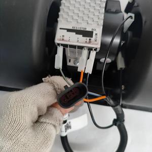 Motor de Ventilador 8130-81-00893 Compatible con Sistemas de Aire Acondicionado Zhongtong, Evaporadores, Precio al por Mayor, Larga Vida Útil - Product Image 2