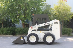 WECAN 730kg Minicargadora de Ruedas Delanteras, Minicargadora de Ruedas con Control de Joystick, Motor Diesel, 3000kg - Product Image 5