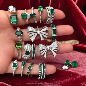 Grosir cincin baja tahan karat wanita zirkon antik perhiasan mode trendi cincin kupu-kupu hati semanggi berlapis emas 18K - Product Image 4