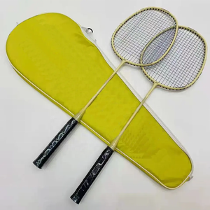 <span class=keywords><strong>Kit</strong></span> de raquettes de <span class=keywords><strong>badminton</strong></span> en fibre de carbone durable avec volants comprenant un équipement essentiel pour le <span class=keywords><strong>jeu</strong></span> actif - Product Image 2