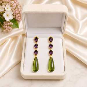 Elegantes pendientes chapados en oro con piedras de amatista y piedras en forma de lágrima verdes, joyería clásica para fiestas para mujer - Product Image 2