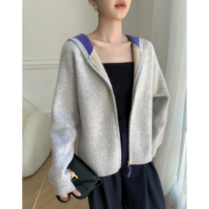 Cardigan con Cappuccio e Zip per Autunno e Inverno, Maglione Imbottito in Cashmere Tinta Unita per Donna - Product Image 1