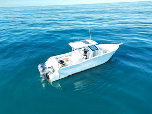 Bateau de plaisance à console centrale rapide en aluminium de 11,6 m (36 pieds) pour la navigation de plaisance, la plongée et la pêche, à vendre avec moteur hors-bord - Product Image 3