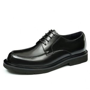 Mocassins décontractés tendance pour hommes en cuir véritable faits à la main avec fonction de rehaussement pour un port confortable - Product Image 4