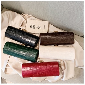 <span class=keywords><strong>Borse</strong></span> da Sera in Pelle Vegana PU per Donne, Pochette con Motivo Coccodrillo, <span class=keywords><strong>Borse</strong></span> Casual per Feste, <span class=keywords><strong>Borse</strong></span> a Tracolla con Catena per Matrimoni - Product Image 1