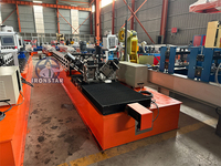 Machine à double ligne C et U pour la production simultanée de goujons et de rails pour systèmes de cloisons sèches