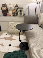 Table console moderne compacte en bois de chêne avec plateau de rangement, idéale pour les petits espaces, table à collation en forme de C, meubles de salon