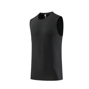 Découvrez une liberté de mouvement ultime avec ces gilets d'entraînement légers pour hommes, idéaux pour les exercices de haute intensité - Product Image 4