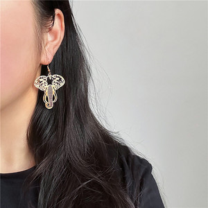 Pendientes Colgantes Vintage con Diseño de Elefante Calado para Mujer, Joyería Étnica de Estilo Distintivo - Product Image 4