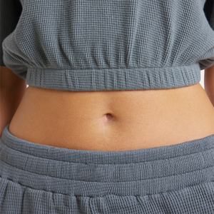 T-shirts pour femmes en gros, personnalisés, été, ourlet élastique, col rond, t-shirt en gaufre respirant, t-shirt court pour femmes - Product Image 4