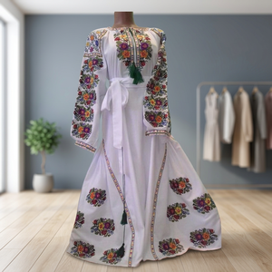 Robe Kaftan Bohème Brodé pour Femme, Grande Taille XXL, en Coton à Pois, Col Bateau, Manches Bouffantes, Idéale pour l'Été et la Plage - Vente en Gros - Product Image 5