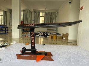 Planche de surf électrique hydrofoil en fibre de carbone avec moteur à assistance électrique, batterie 58V pour les eaux océaniques - Product Image 1