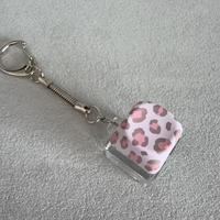 Porte-clés clavier mécanique LED anti-stress motif léopard à pois, étoile et cœur, avec bouton de commutation et clic sonore