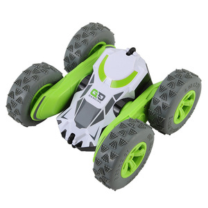 Voiture de cascade 4x4 4,8V-2,4GHz avec bras torsadé et rotation libre à 360°, chargeur, télécommande et câble USB inclus - Product Image 1