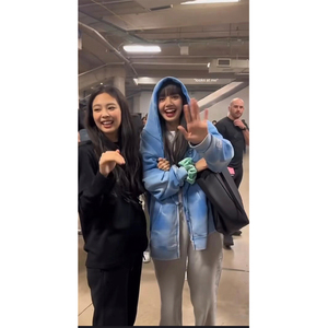 <span class=keywords><strong>Felpe</strong></span> con Cappuccio Vintage da Uomo all'Ingrosso, con Logo Stampato, Slogan, Effetto Lavaggio Enzimatico, Motivo a Onde Irregolari e Cerniera - Product Image 4