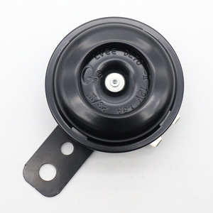 <span class=keywords><strong>Klaxon</strong></span> électrique rond noir DL70 12V 1.5A pour moto, scooter, quad avec support - Product Image 1