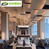 Modernes Massivholz-Restaurant-Buffettisch-Set Maßgefertigte Hotel-Esszimmerstühle Gastronomie-Möbel Projektqualität