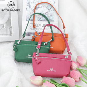 Recherche de distributeurs pour la bourse à monnaie pour femme Royal Bagger RB2755 - Product Image 1