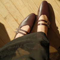 Chaussures plates Mary Jane de luxe en cuir de veau pour femme, à deux brides, coupe étroite, antidérapantes, avec amorti léger, idéales pour l'été et le Shabbat – Collection Juive